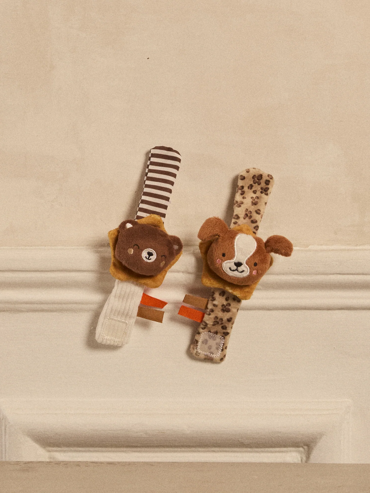 2 HOCHETS MARRON A ANIMATION 3D - Image 2