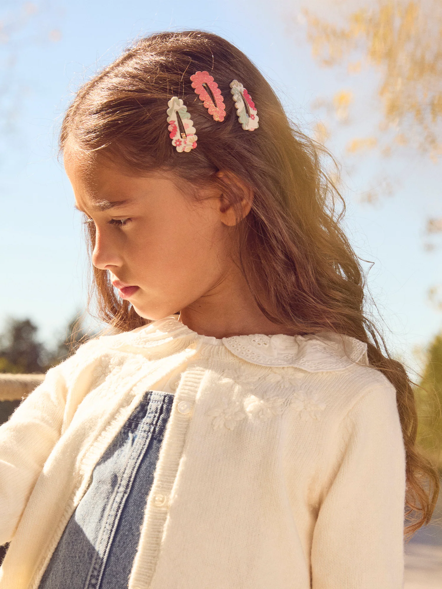 Gilet écru à broderie fleurs Fille - Image 3