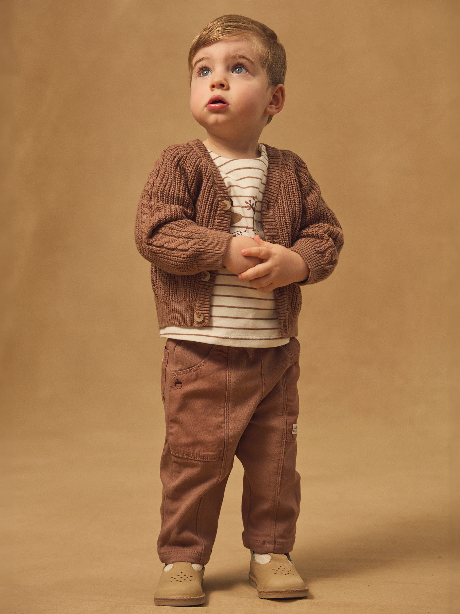 Cardigan marron en tricot torsadé Bébé Garçon - Image 4