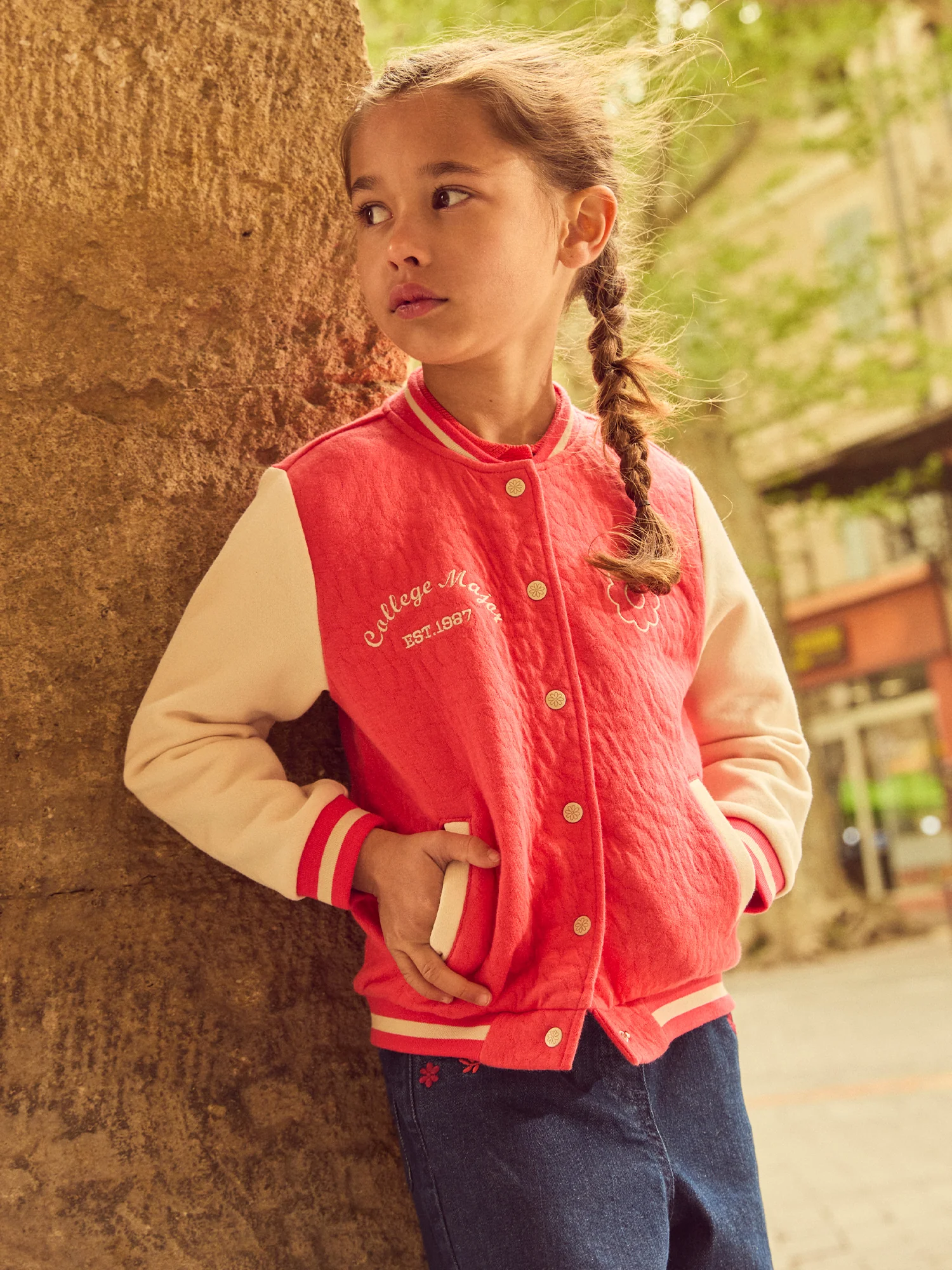 Veste Teddy rouge corail à broderie fleuries Fille - Image 2