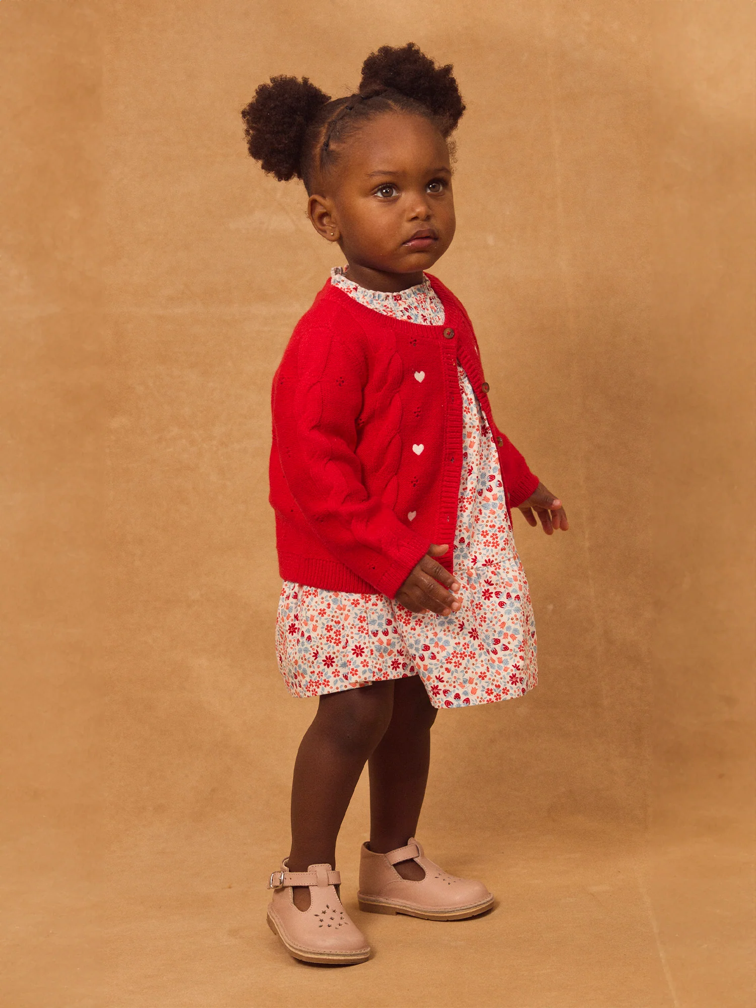 Cardigan rouge à broderies cœurs Bébé Fille - Image 4