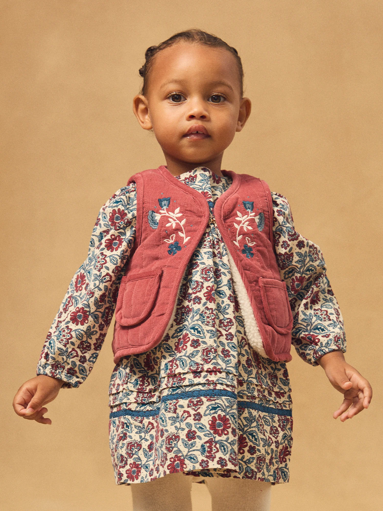 Cardigan sans manches réversible rouge ou écru Bébé Fille - Image 2