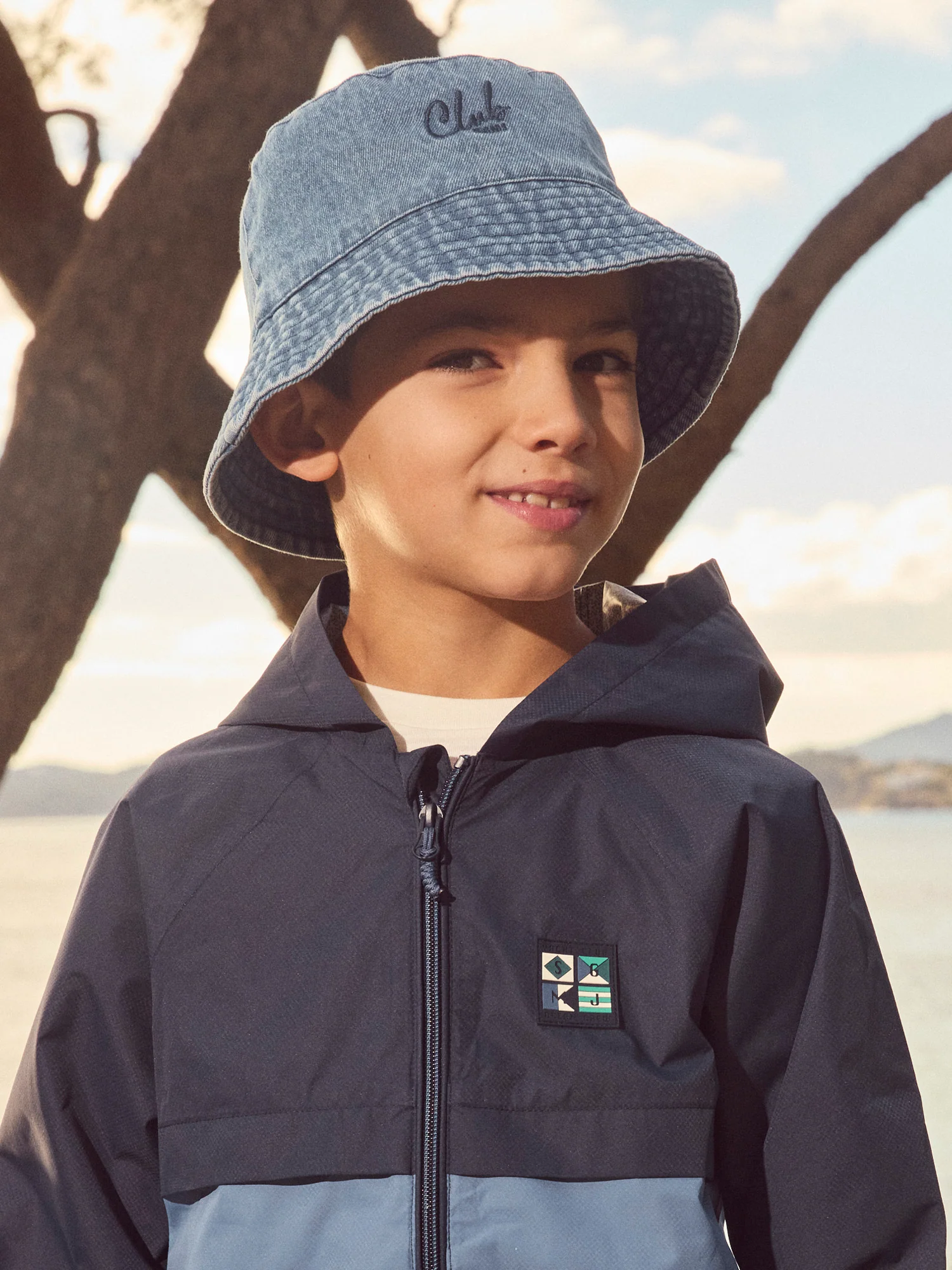 Veste coupe-vent à capuche bleu Garçon - Image 3