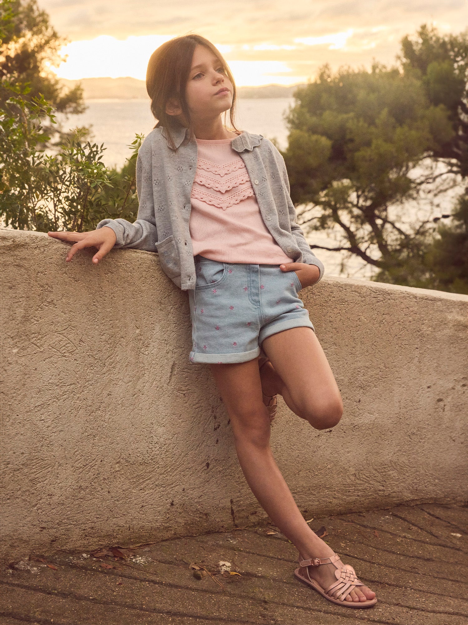 Gilet gris à col Fille - Image 4