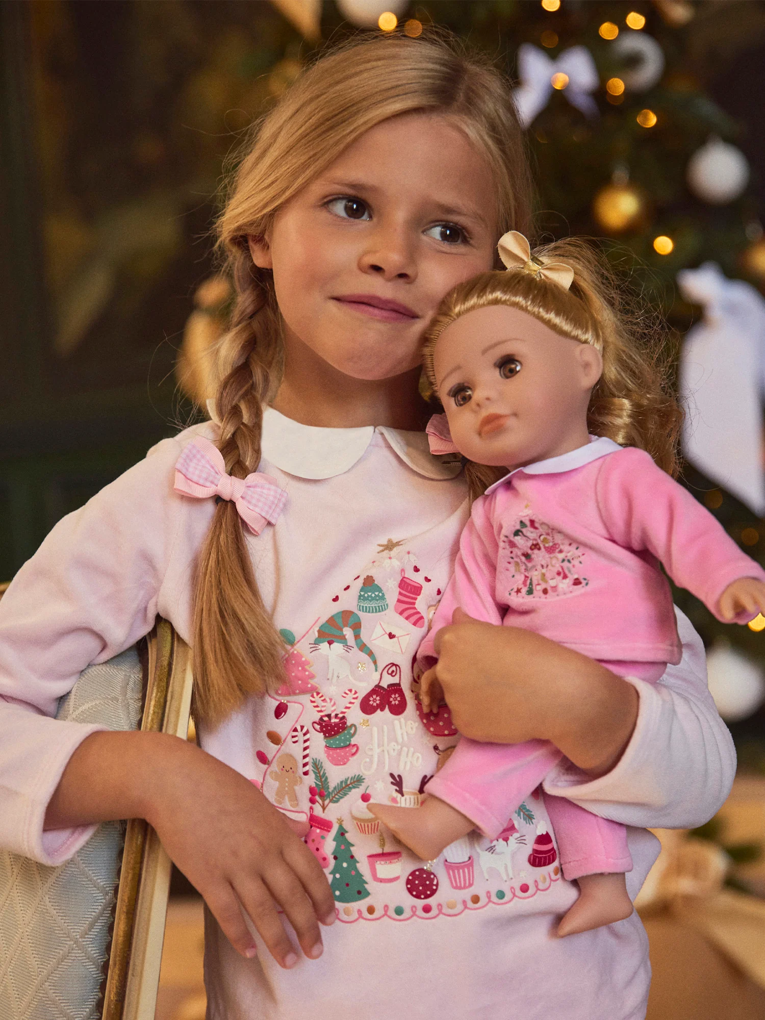 Pyjama poupée rose en velours imprimé noël - Image 5