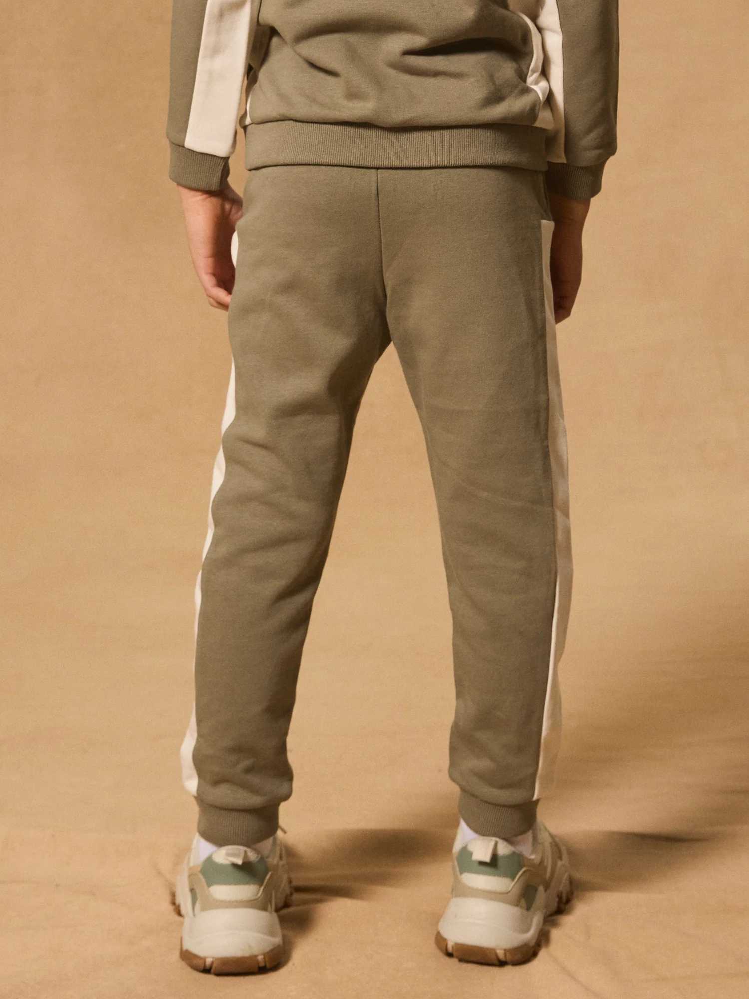 Jogging Kaki et Blanc - Image 3
