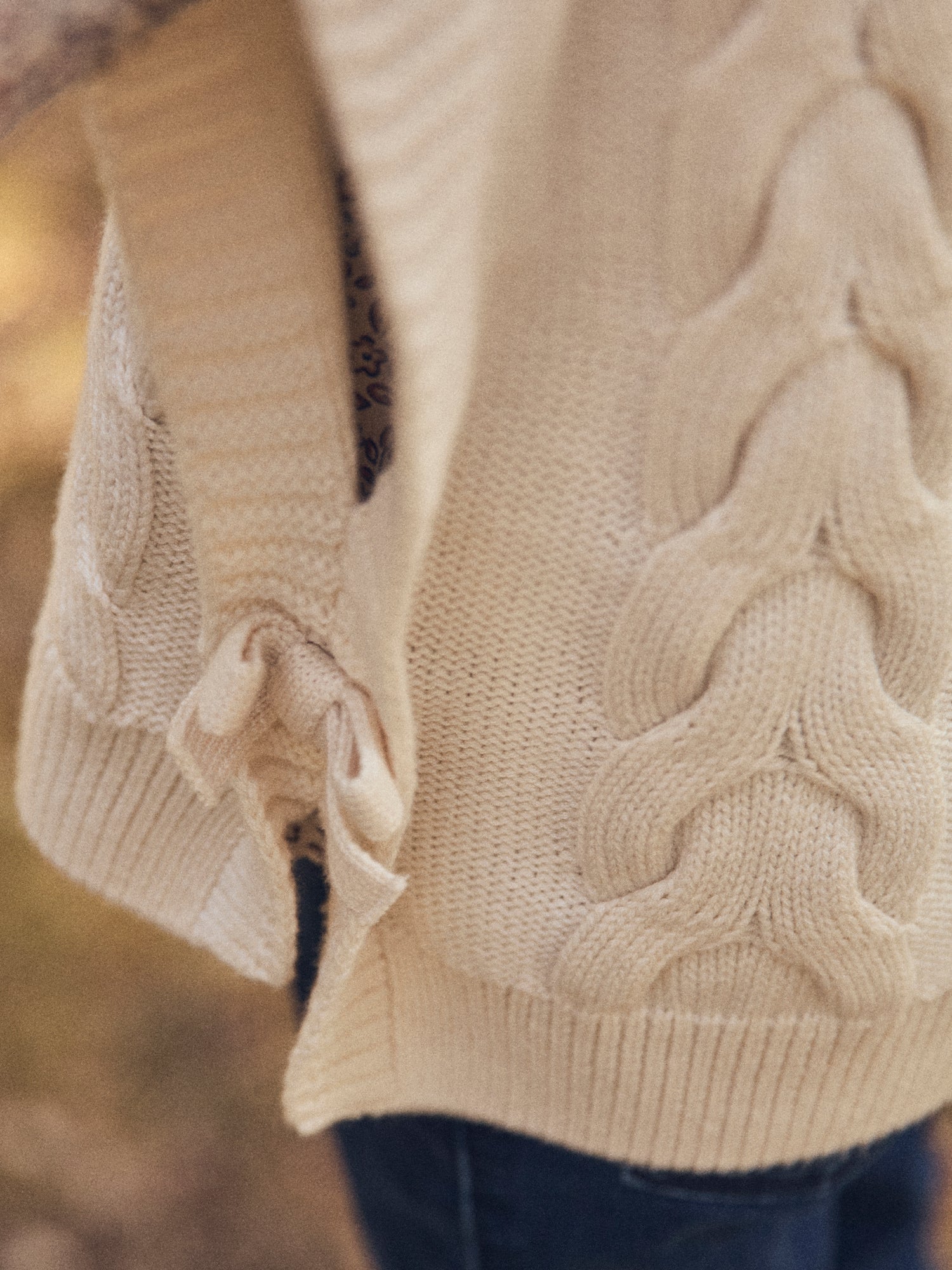Poncho écru torsadé à nœud Fille - Image 3
