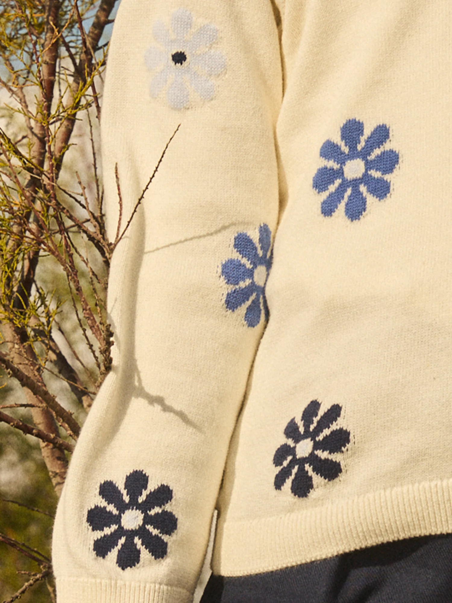 Pull à fleurs - Image 2