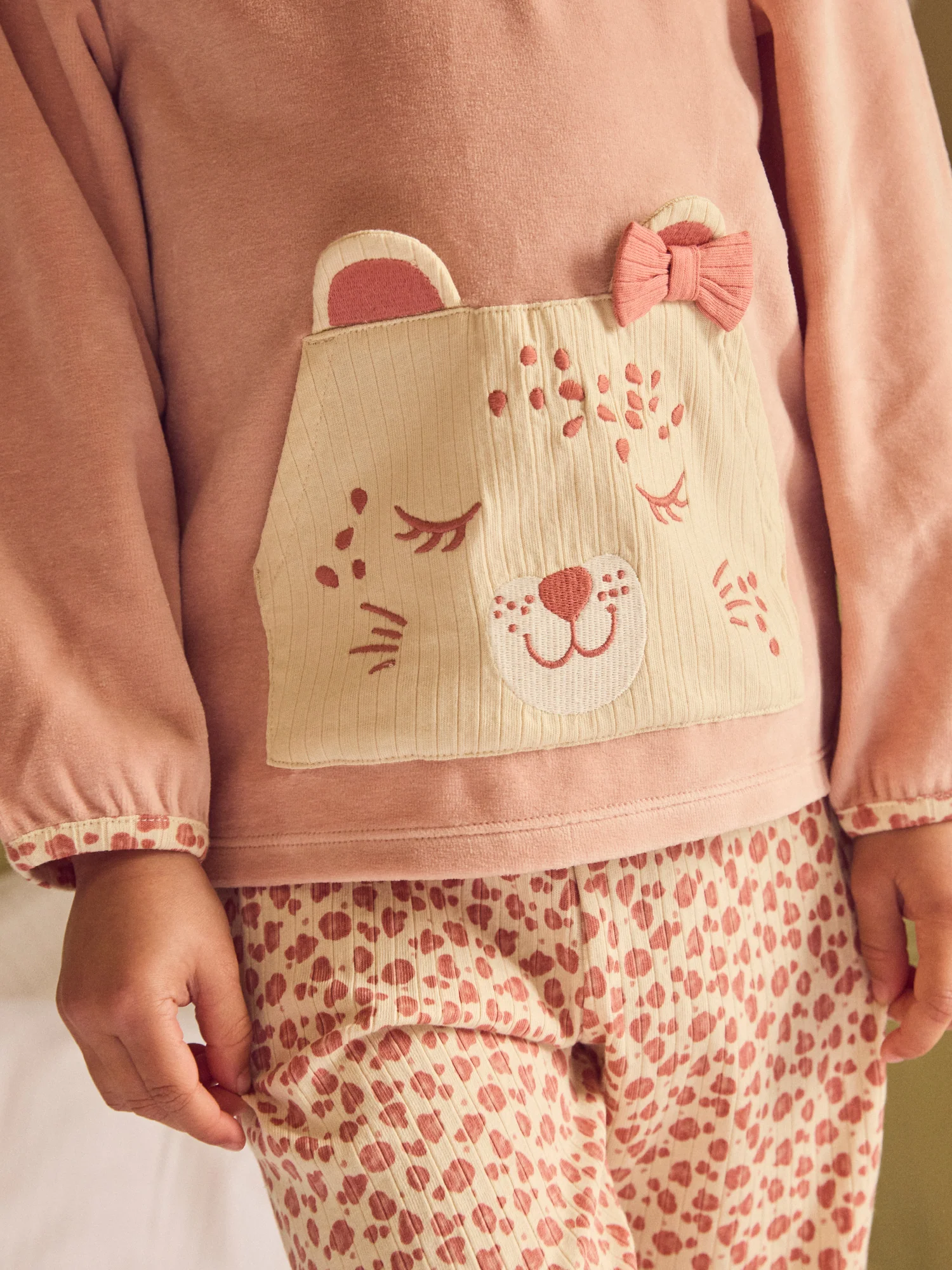 Pyjama beige imprimé léopard Fille - Image 3
