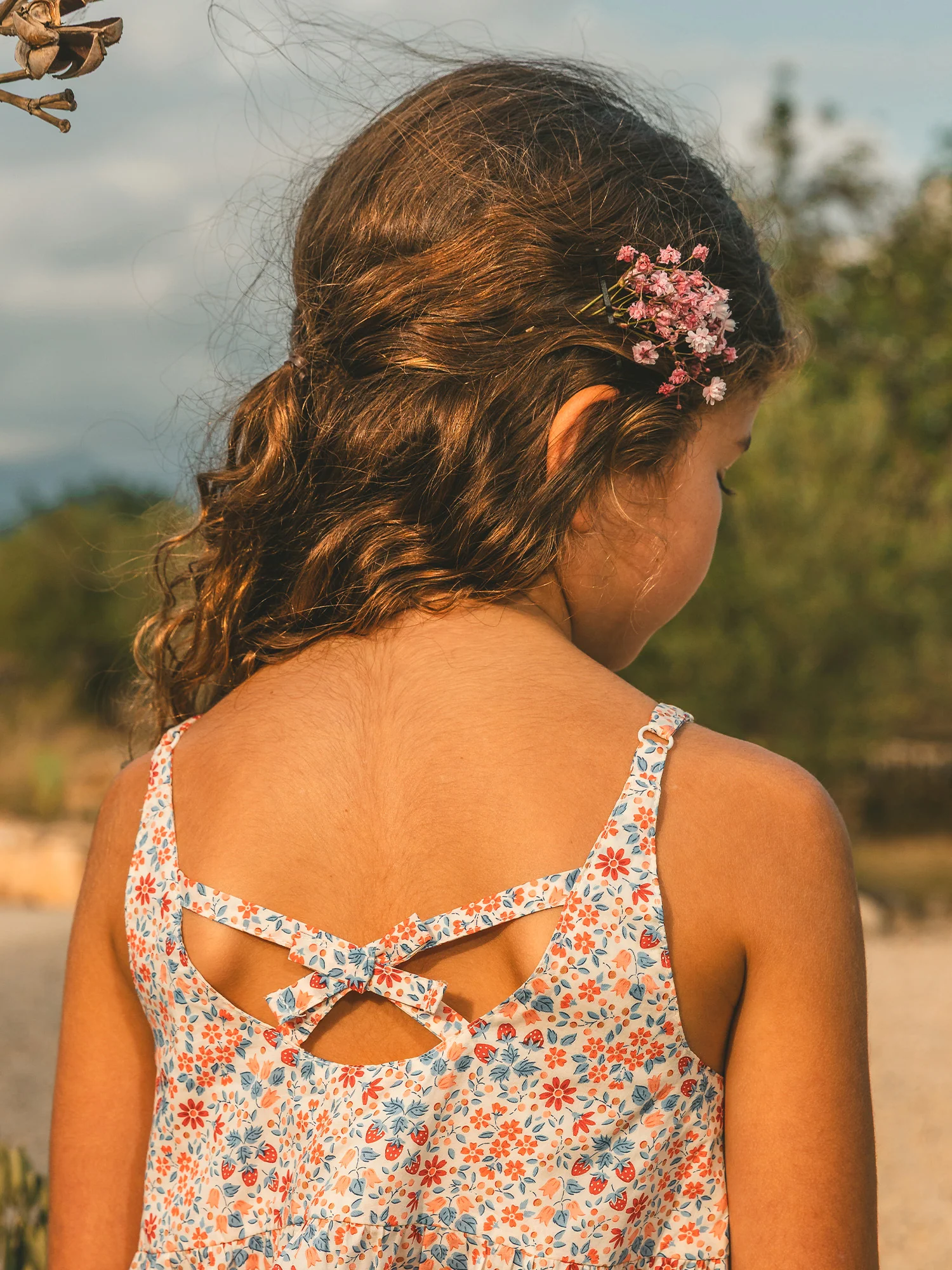Robe à motifs fraises et fleurs Fille - Image 3