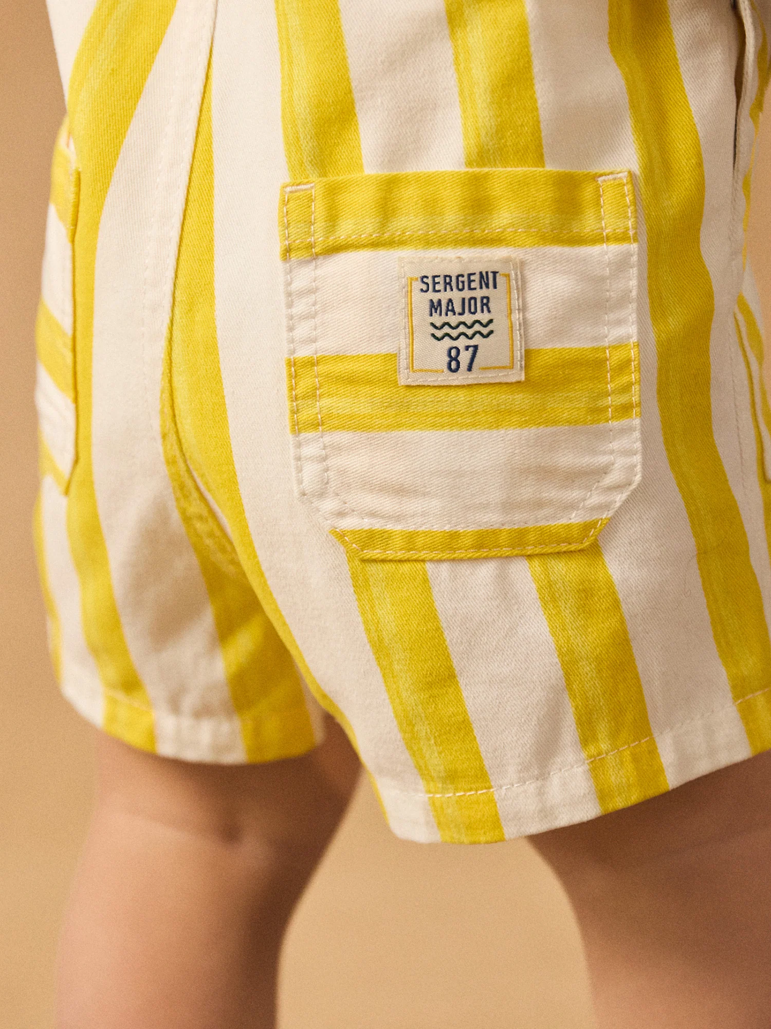 Salopette courte à rayures jaunes Bébé Mixte - Image 5