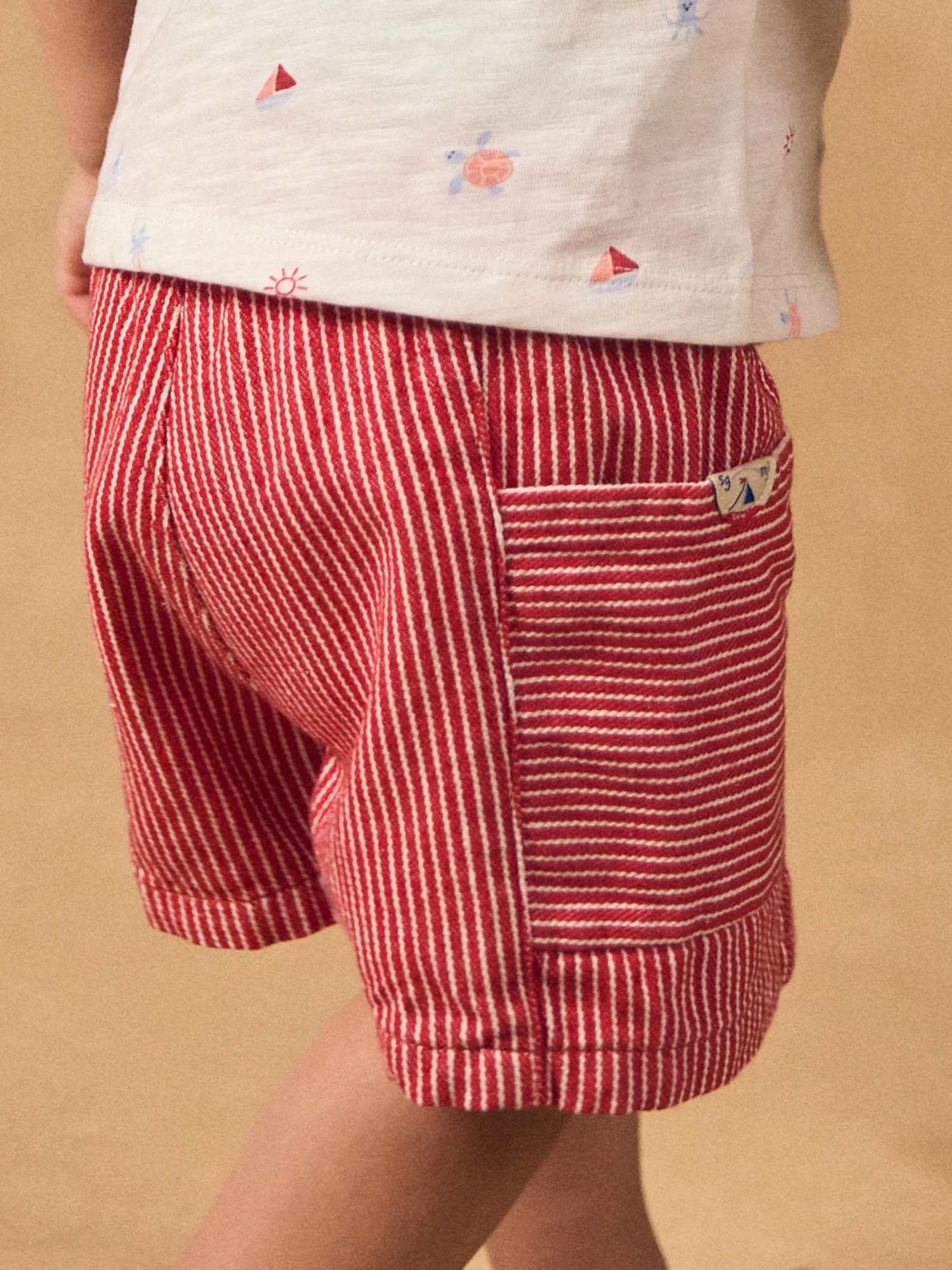 Short à rayures rouges Garçon - Image 3