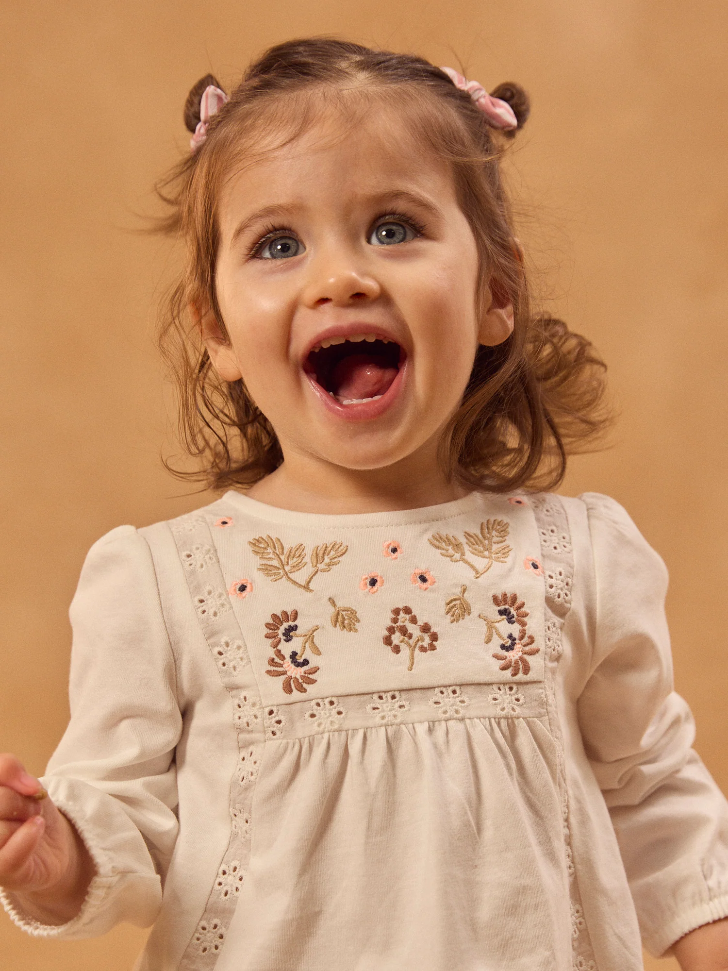 Blouse écrue à broderie fleurs Bébé Fille - Image 3