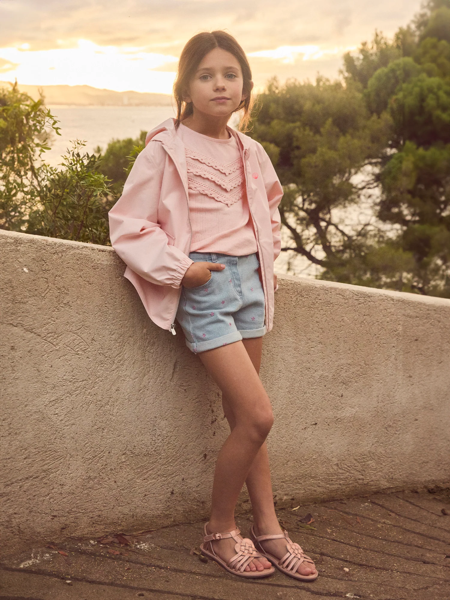 Veste coupe-vent à capuche rose Fille - Image 4